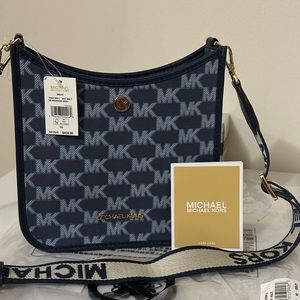 Michael Kors Briley Small Messenger Crossbody Signature Navy Multi